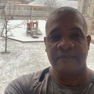 Meet your Posher, Javier